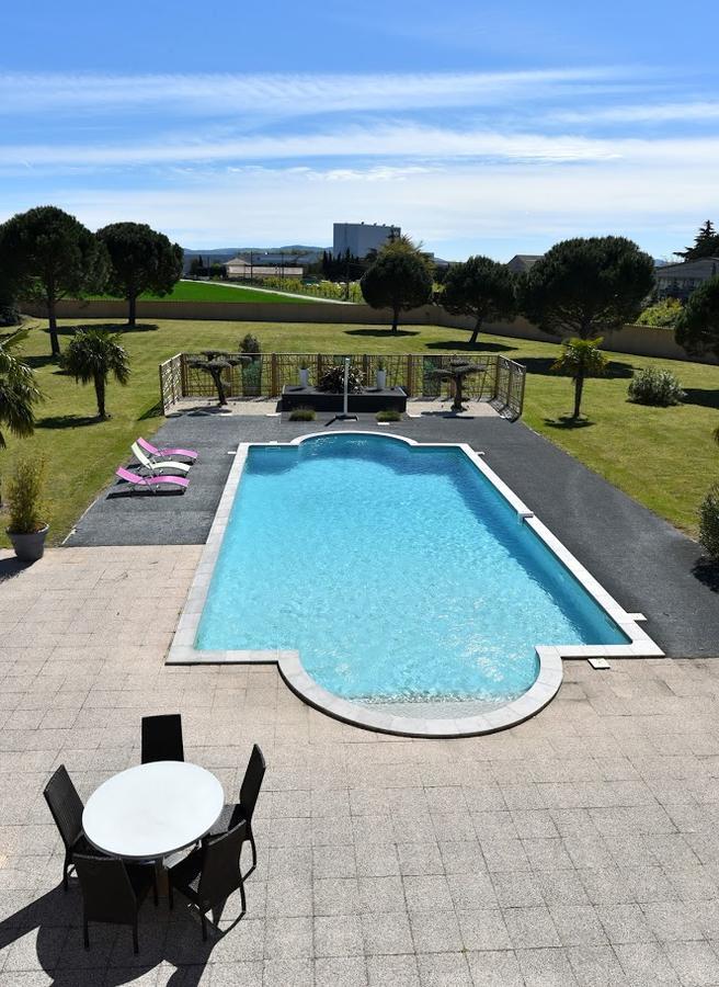 Sous Les Pins Hotel Etoile-sur-Rhone ภายนอก รูปภาพ