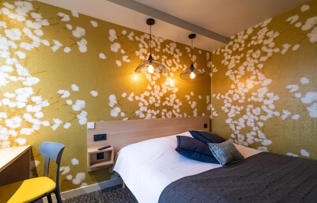 Sous Les Pins Hotel Etoile-sur-Rhone ภายนอก รูปภาพ