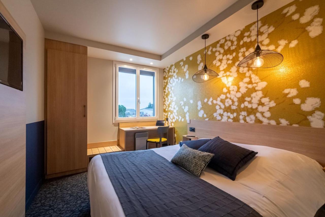 Sous Les Pins Hotel Etoile-sur-Rhone ภายนอก รูปภาพ