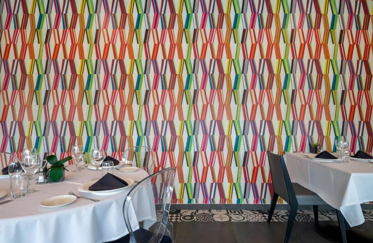 Sous Les Pins Hotel Etoile-sur-Rhone ภายนอก รูปภาพ